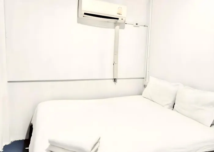 Mitr Sukhumvit 2 - สุขุมวิท 2 Apartment *